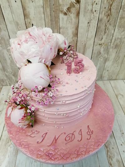 Pink Birthday Cake - Cake by Veselka Doycheva 