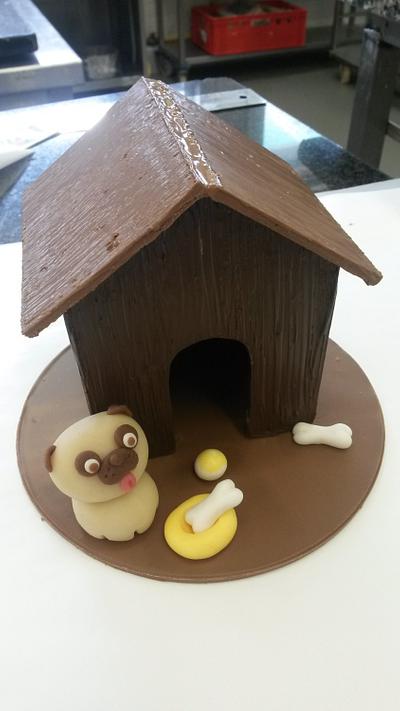 Chocolate Pug dog house - Cake by Anse De Gijnst