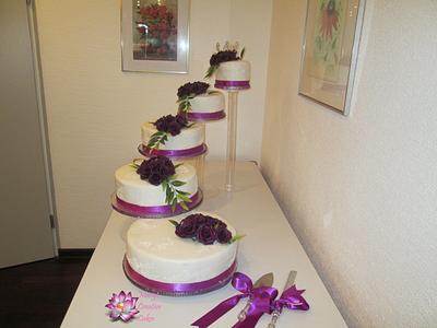 White purple wedding cake - Cake by Mary Yogeswaran