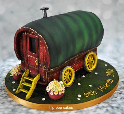 Gypsy caravan wedding cake - Cake by Lesley Marshall cake art