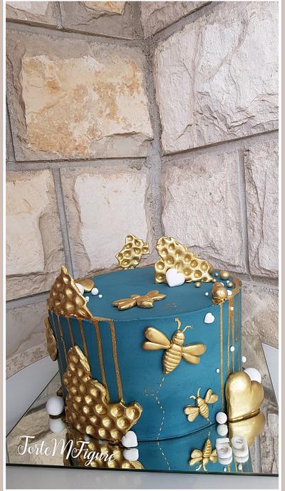 Bee bday cake - Cake by TorteMFigure