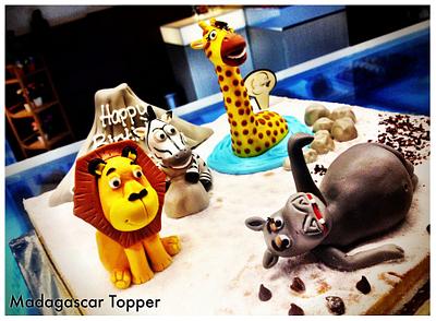 Edible Madagascar Topper. - Cake by three lights cakes