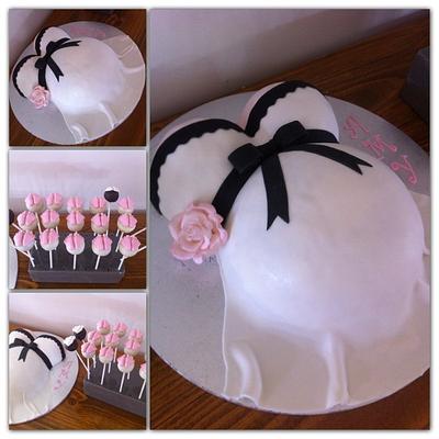 Baby belly cake - Cake by Sweetharts Cupcakes
