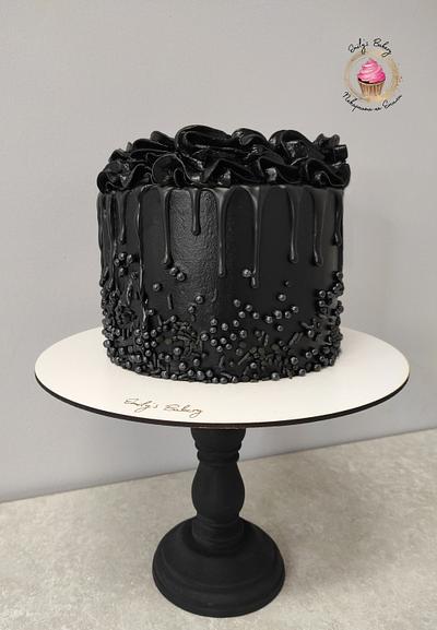 The Black Pearl - Cake by Emily's Bakery