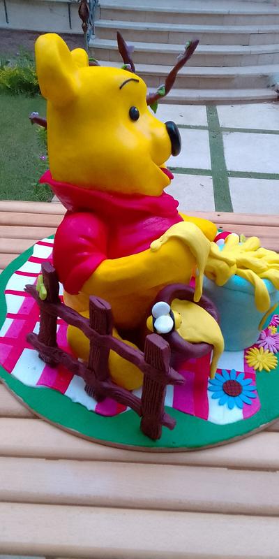  winnie the pooh - Cake by Nany Sucrè 