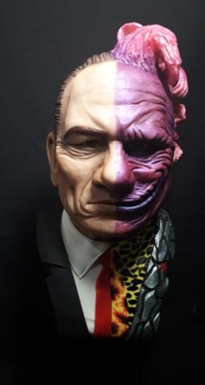 TWO FACE - Tommy Lee Jones - Cake by Karin Rachell Saade Morad