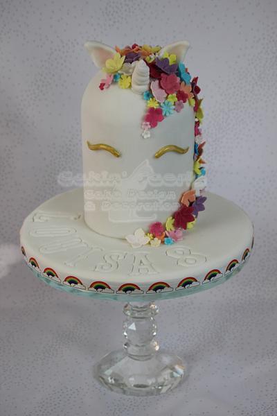 Louisa's 8th Birthday Stylised Unicorn  - Cake by Suzanne Readman - Cakin' Faerie