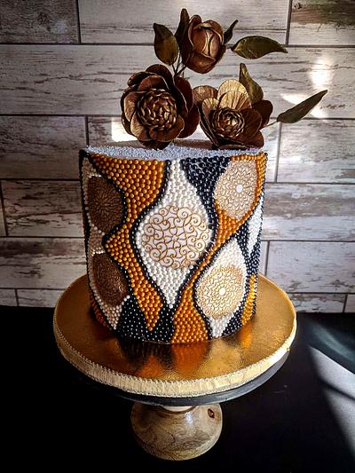 Pearls and gold! - Cake by Mariyana