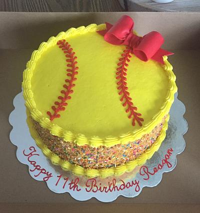 Softball Cake - Cake by Julie 