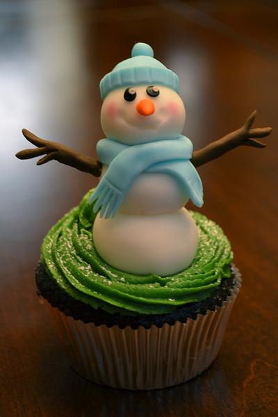 Christmas Cupcakes - Cake by Hello, Sugar!