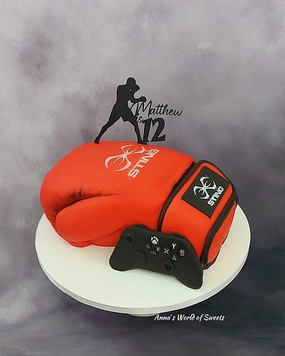 Boxing Cake  - Cake by Anna's World of Sweets 