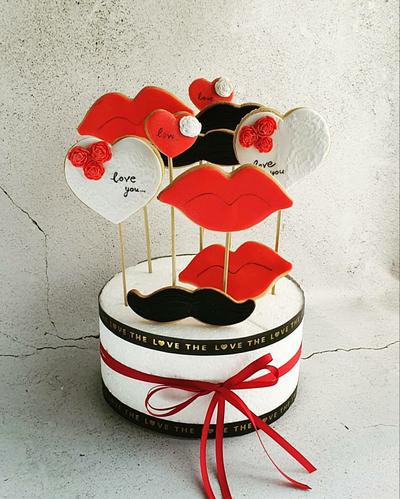 Valentine's cookies  - Cake by Joan Sweet butterfly 