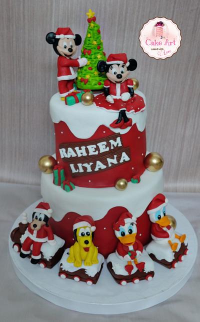 Disney Christmas cake  - Cake by nourhansamy1989
