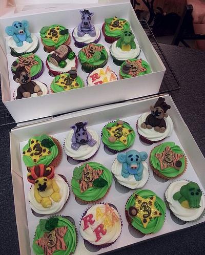 raaraa cartoon cupcakes xx - Cake by kaykes