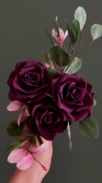 Plum Purple Roses - Cake by  Alena Ujshag
