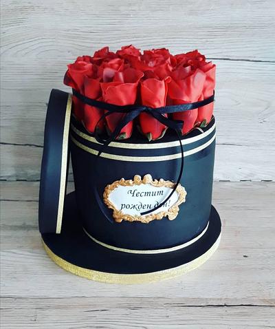Red Roses  - Cake by Desislava Tonkova