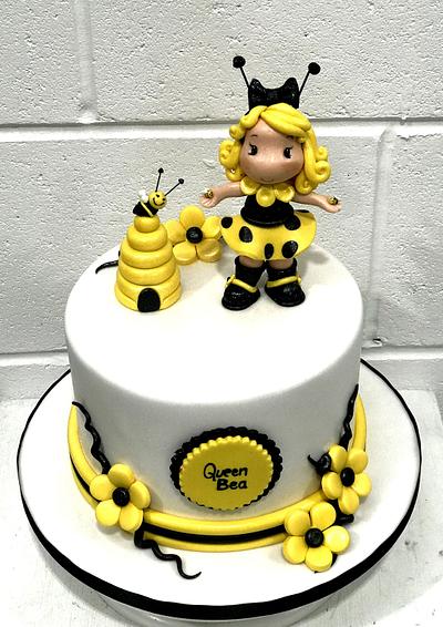 Bee doll - Cake by Mehmed Sali -SAL