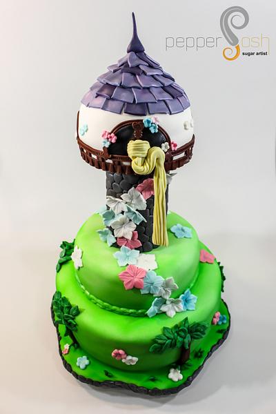Rapunzel - Cake by Pepper Posh - Carla Rodrigues