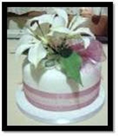 Lillies - Cake by A House of Cake