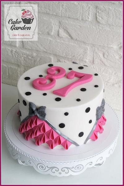 birthday cake  - Cake by Cake Garden 