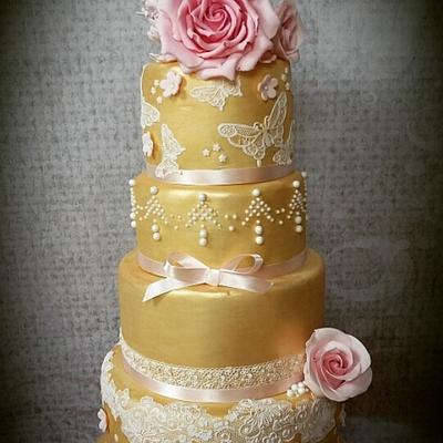 gold - Cake by Lorna