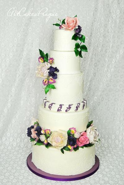 Floral wedding cake - Cake by Art Cakes Prague
