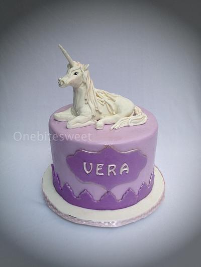 Unicorn cake - Cake by Onebitesweet