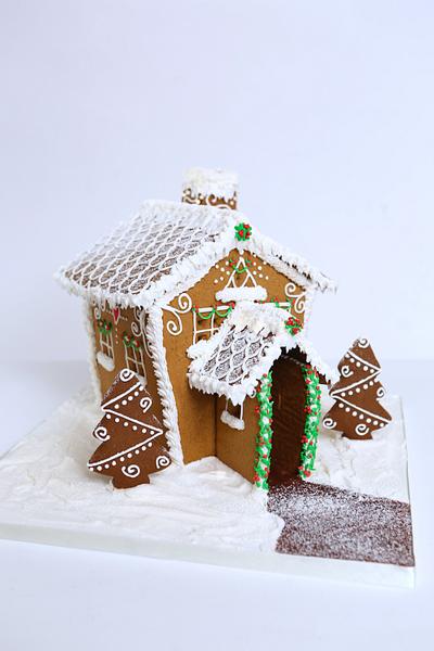 My first gingerbread house - Cake by Kasserina Cakes