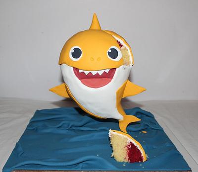 3D gravity defying baby shark cake - Cake by Edibleelegancecakeszim Youtuber