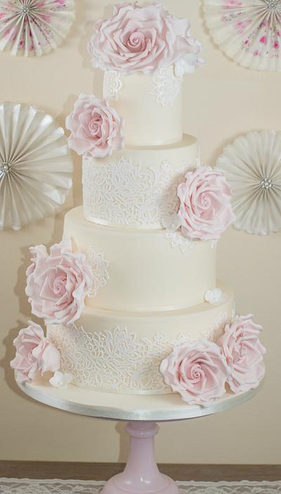 Vintage lace wedding cake - Cake by Paula