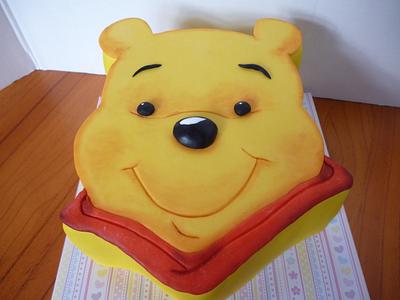 Winnie the Pooh - Cake by Hilz