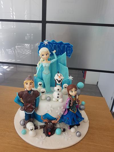 frozen theme  - Cake by Malic Alice