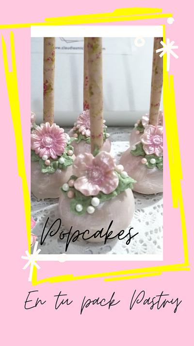 Popcakes  - Cake by Claudia Smichowski