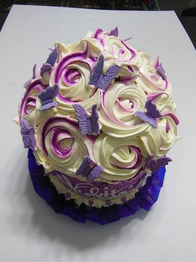 BIG CUPCAKE - Cake by SU.! CUPCAKE