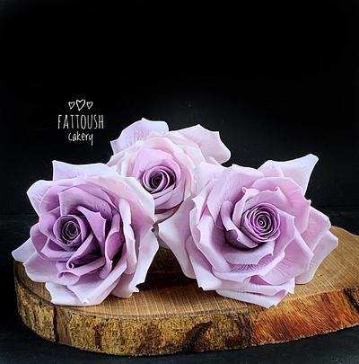 Gum paste Rose  - Cake by Fattoush 