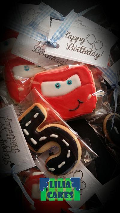 Lightning McQueen cookies, Cars - Cake by LiliaCakes