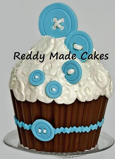 Blue Buttons - Cake by Crystal Reddy
