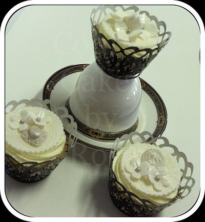 My Anniversary Cupcakes - Cake by couturecakesbyrose