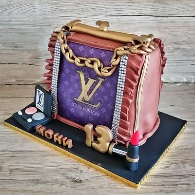 Lv bag  - Cake by Desislava Tonkova