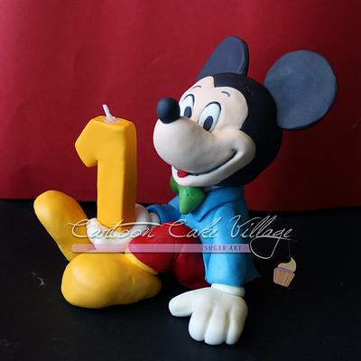Mickey Mouse topper - Cake by Eliana Cardone - Cartoon Cake Village