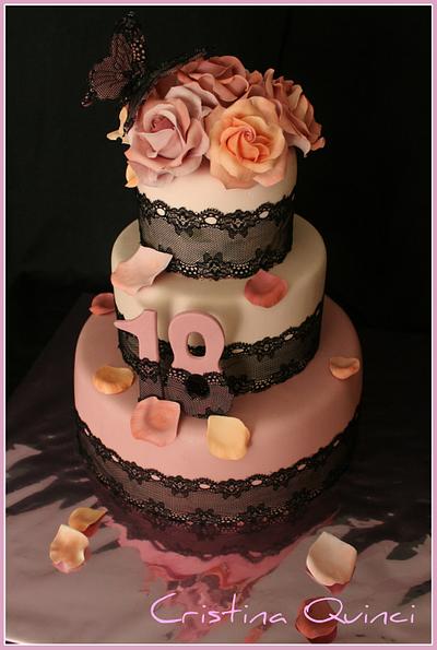 Pink Chic Cake - Cake by Cristina Quinci