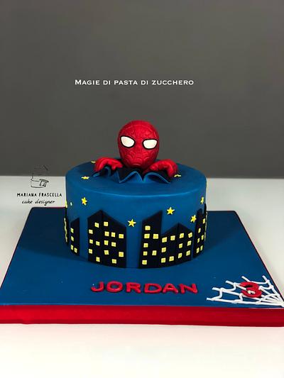 Spiderman  - Cake by Mariana Frascella