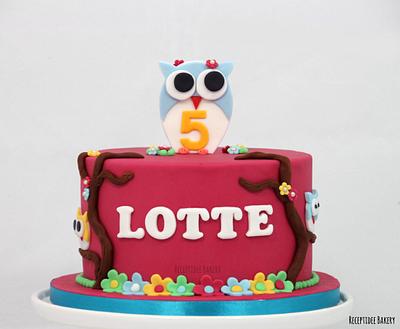 Owl cake - Cake by Sandra - Receptidee Bakery