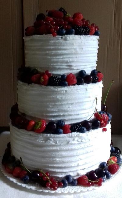Fruit and white wedding - Cake by Ellyys