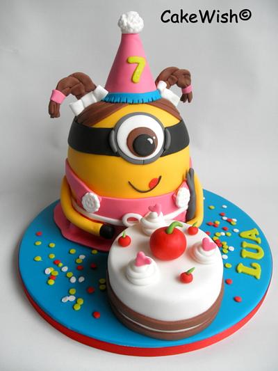 Minion Birthday girl  - Cake by Anita Veenstra