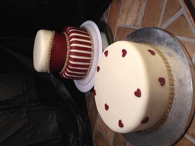 Wedding in cream and burgundy - Cake by Sheri Hicks