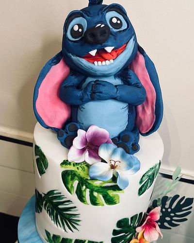 Stitch cake  - Cake by Missyclairescakes
