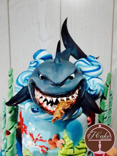 shark and sub - Cake by JCake cake designer