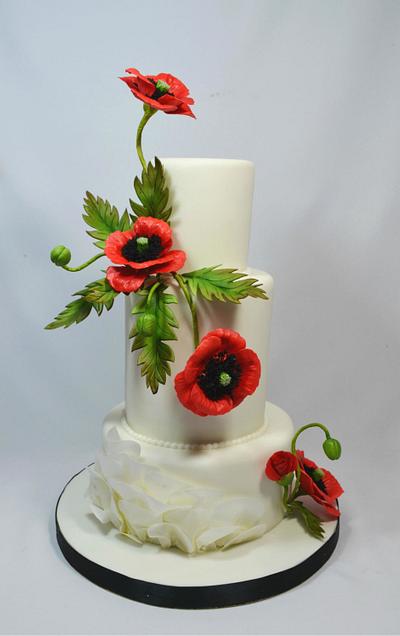 Wedding cake with poppy flowers - Cake by Yelena
