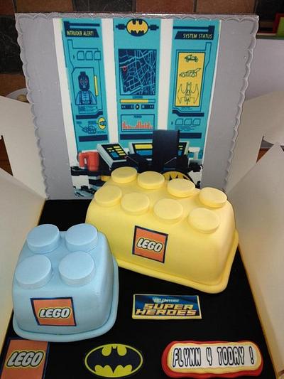 Lego cake with back board - Cake by thecakeproject
